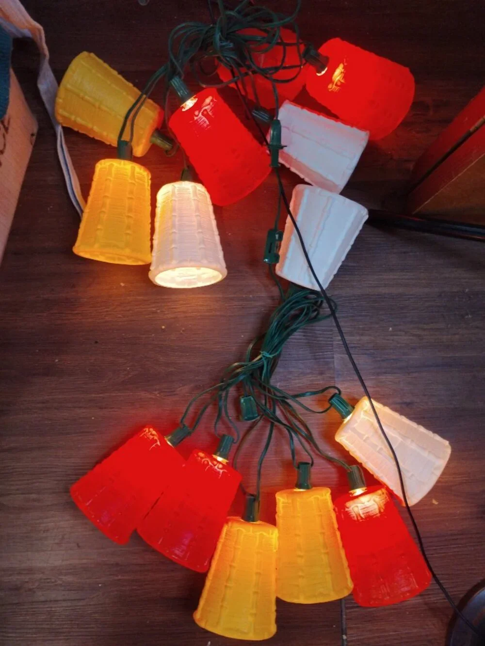 Vintage Blow Mold Plastic Tiki String Of 7 Lights Patio Camping Party Bamboo